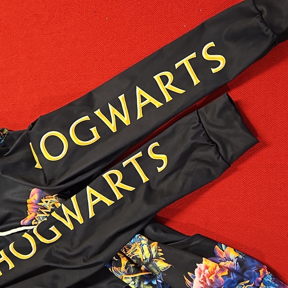 HOGWART'S Harry Potter themed graphics floral fauna long sleeve hoodie Small EUC - Picture 4 of 9